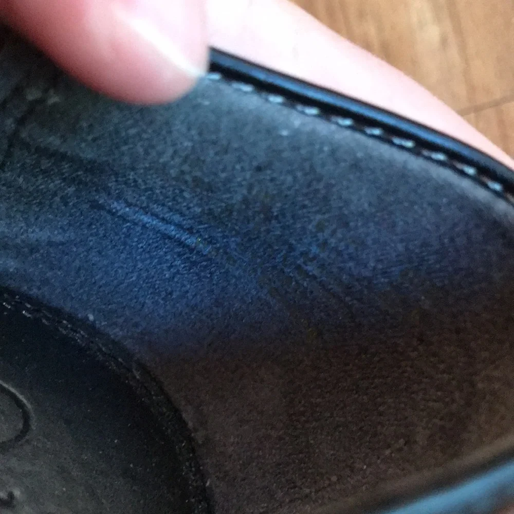 Life Stride Soft Systems black slip on buckle vegan 2.5” heel shootie shoes EUC